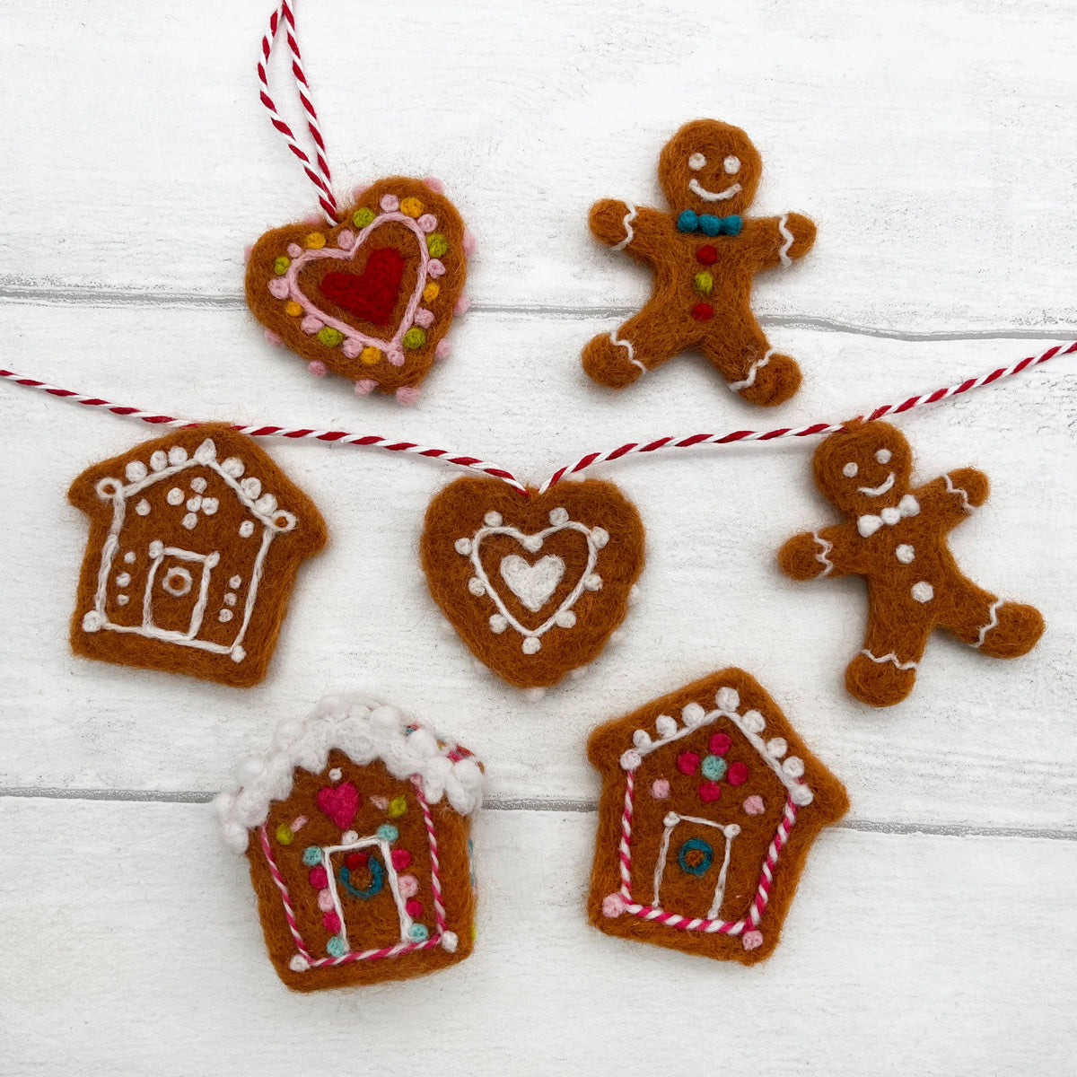 Needle Felting Kit, Gingerbread Decorations. Christmas craft