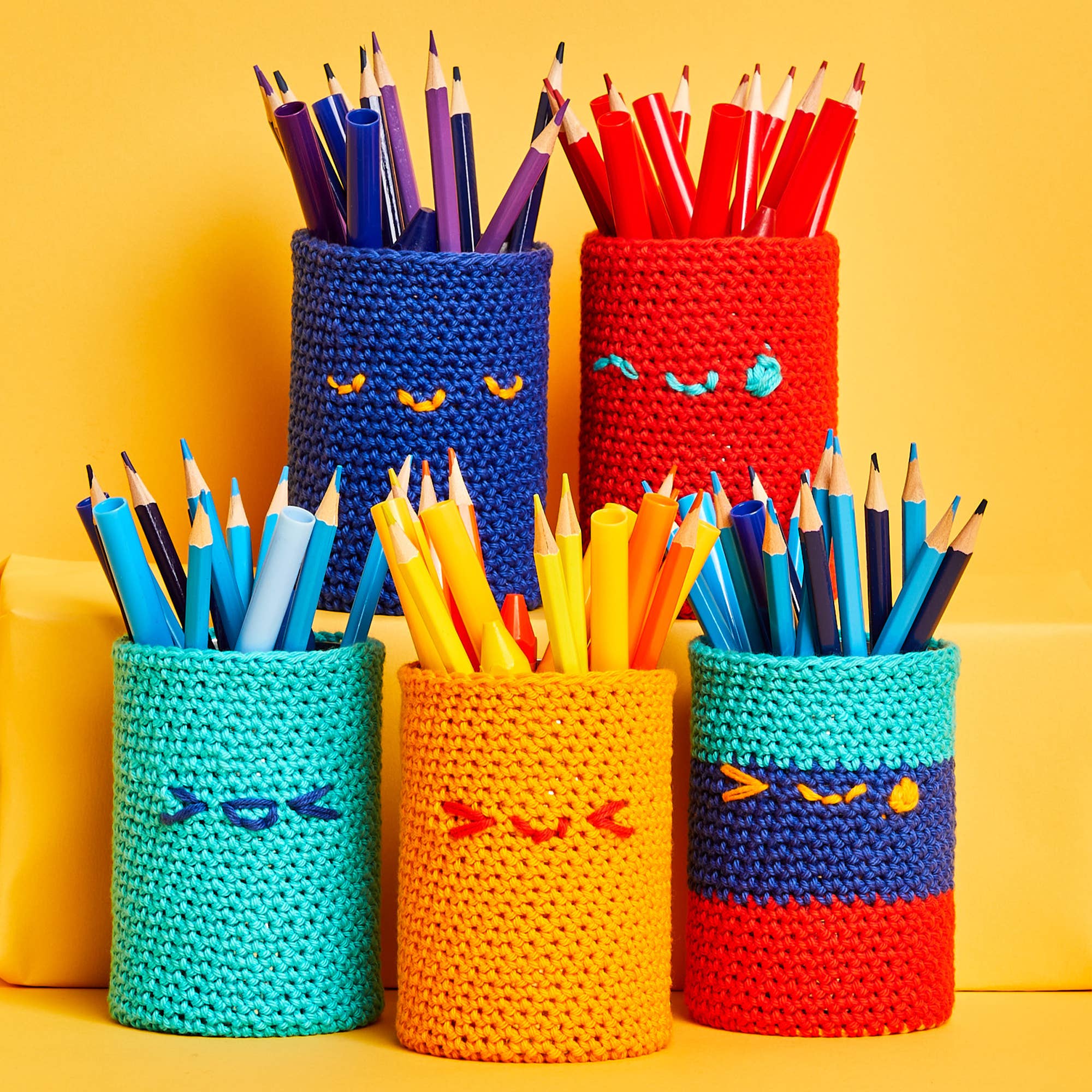 Pencil Pots – Sirdar Kith & Kin –  Crochet Kit